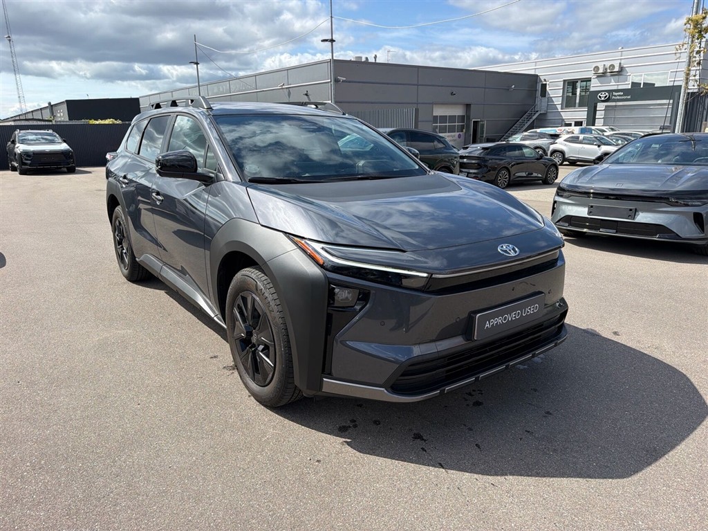 Toyota bZ4X Touring 165 kW (224 hk) aut. gear Active Tech - Image 3