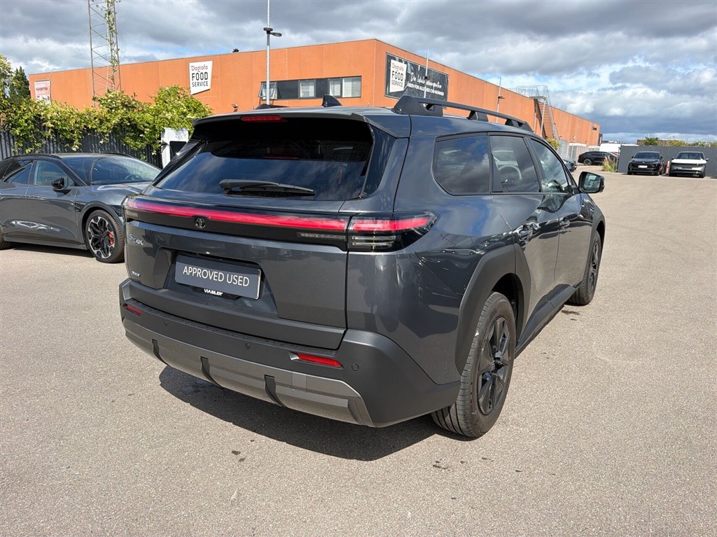 Toyota bZ4X Touring 165 kW (224 hk) aut. gear Active Tech - Image 4
