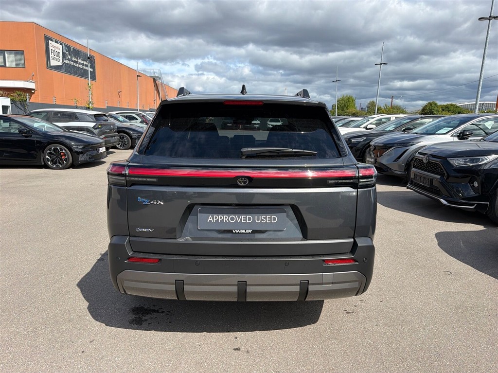 Toyota bZ4X Touring 165 kW (224 hk) aut. gear Active Tech - Image 5