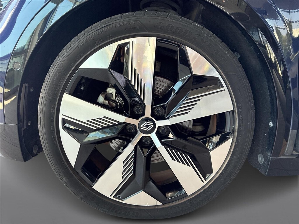 Renault Mégane E-TECH Techno 220HK 5d Aut. - Image 16