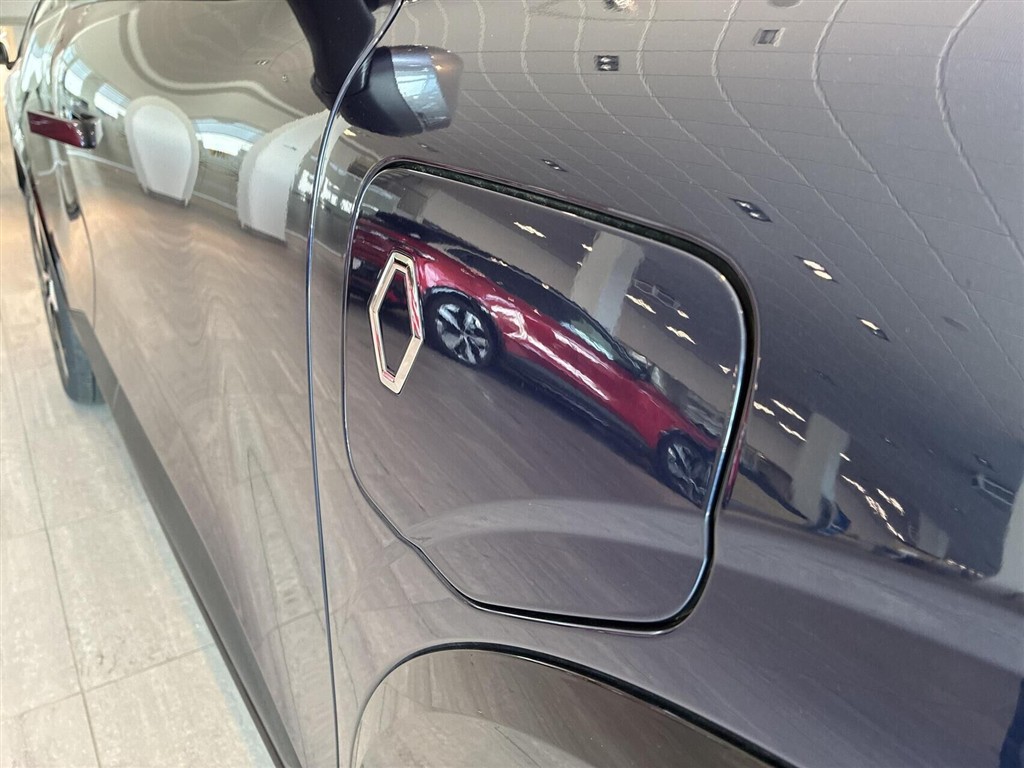 Renault Mégane E-TECH Techno 220HK 5d Aut. - Image 19