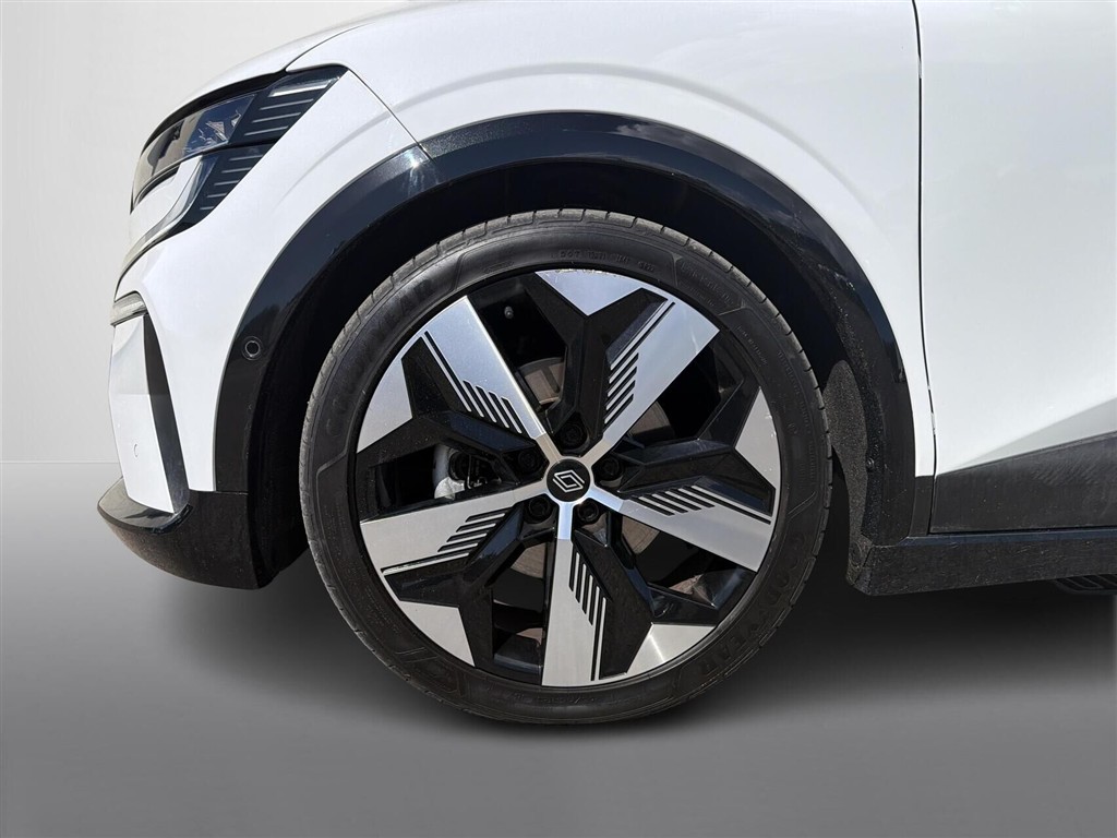 Renault Mégane E-TECH Techno 220HK 5d Aut. - Image 10
