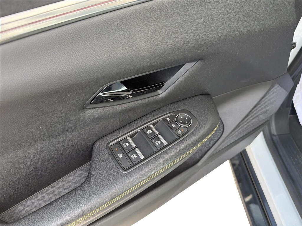 Renault Mégane E-TECH Techno 220HK 5d Aut. - Image 11