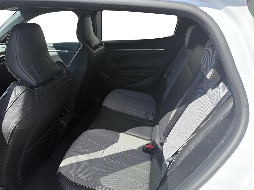 Renault Mégane E-TECH Techno 220HK 5d Aut. - Image 5