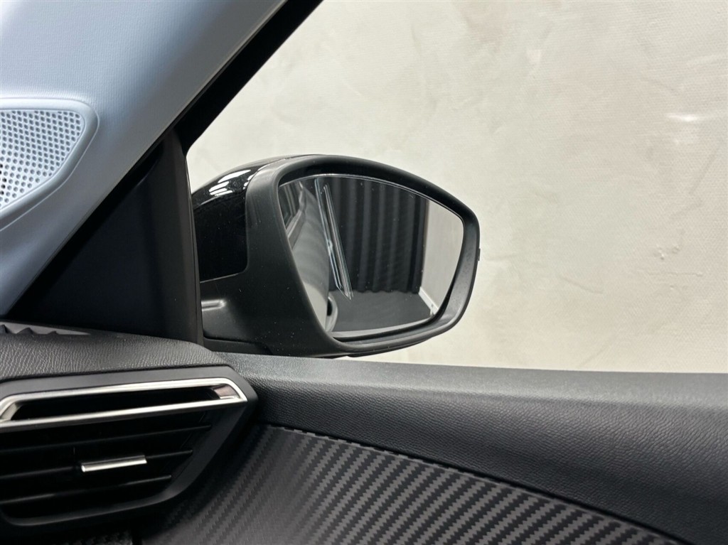 Peugeot e-208 EL Allure 156HK 5d Aut. - Image 23