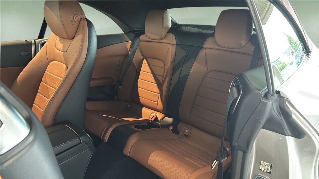 Mercedes C200 Cab - Image 10