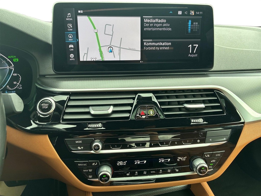 BMW 545e 3,0 Plugin-hybrid M-Sport Plus XDrive Steptronic 395HK 8g Aut. - Image 11