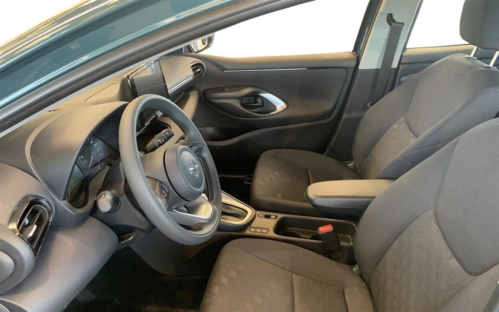 Mazda 2 1,5 VVT-I Hybrid Prime-Line CVT 116HK 5d Trinl. Gear - Image 9