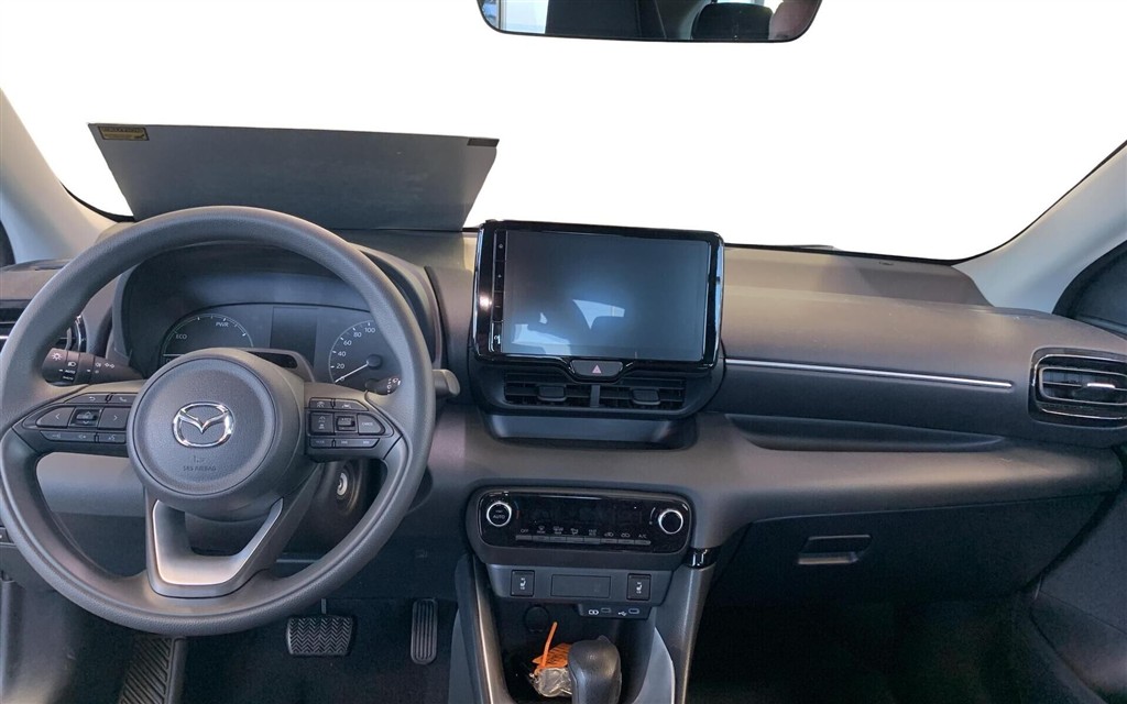 Mazda 2 1,5 VVT-I Hybrid Prime-Line CVT 116HK 5d Trinl. Gear - Image 11