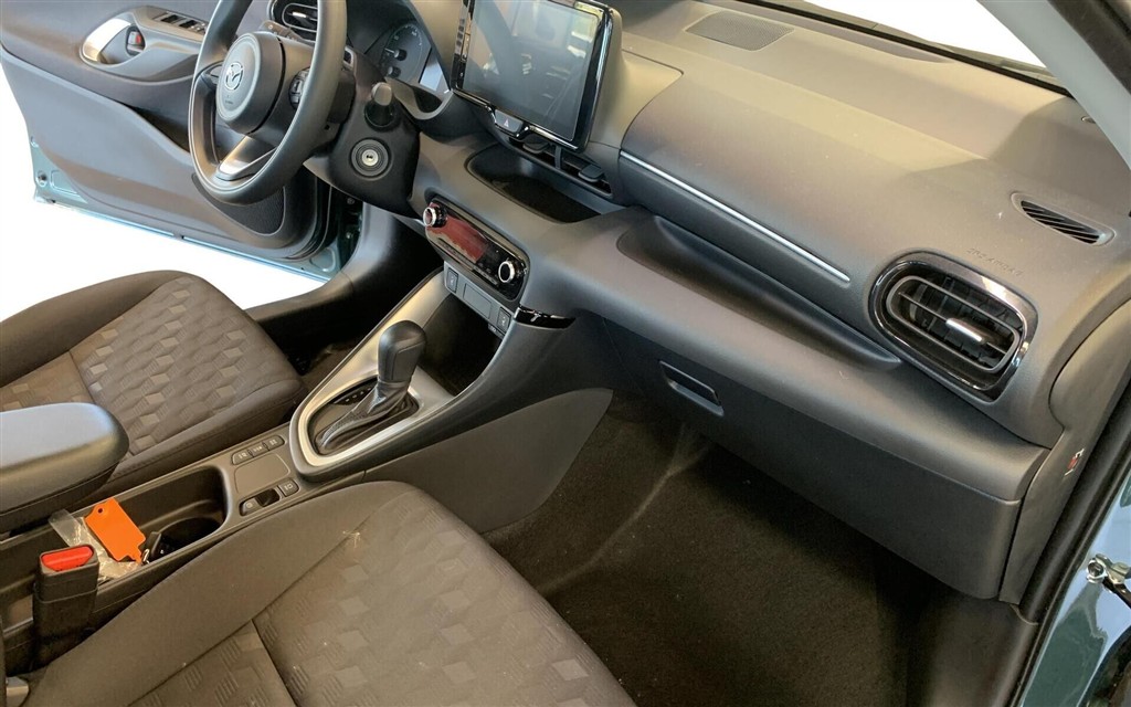 Mazda 2 1,5 VVT-I Hybrid Prime-Line CVT 116HK 5d Trinl. Gear - Image 19