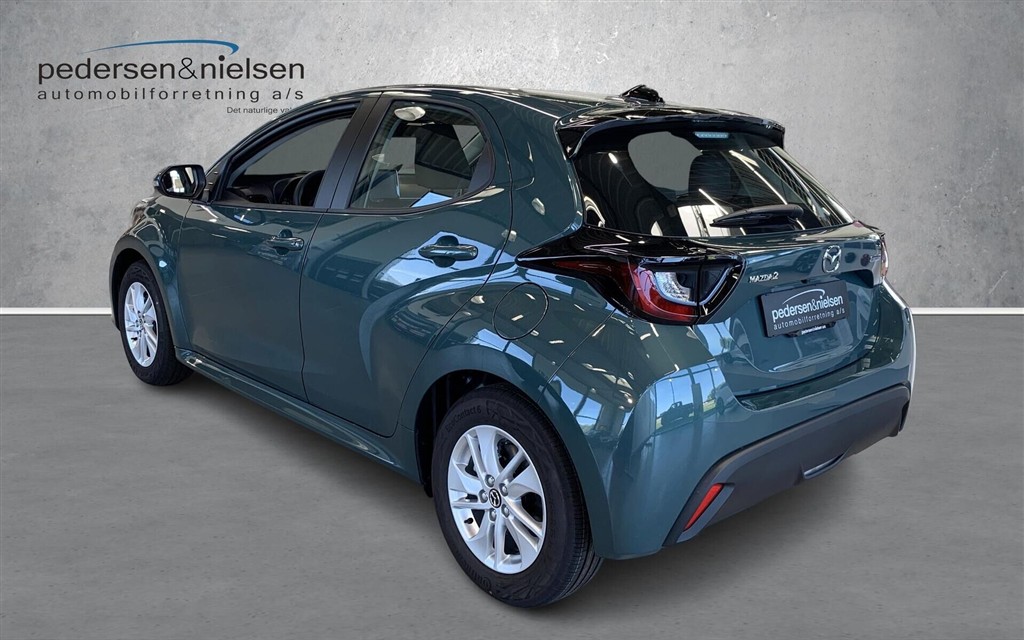Mazda 2 1,5 VVT-I Hybrid Prime-Line CVT 116HK 5d Trinl. Gear - Image 3