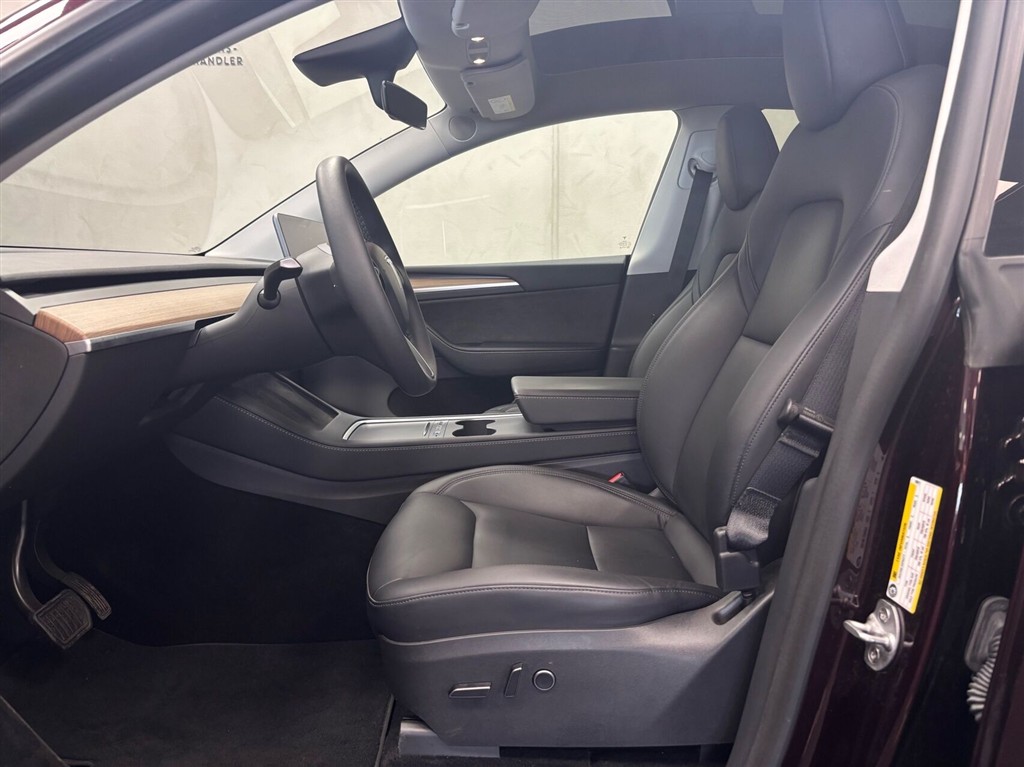 Tesla Model Y EL Long Range AWD 514HK 5d Aut. - Image 9