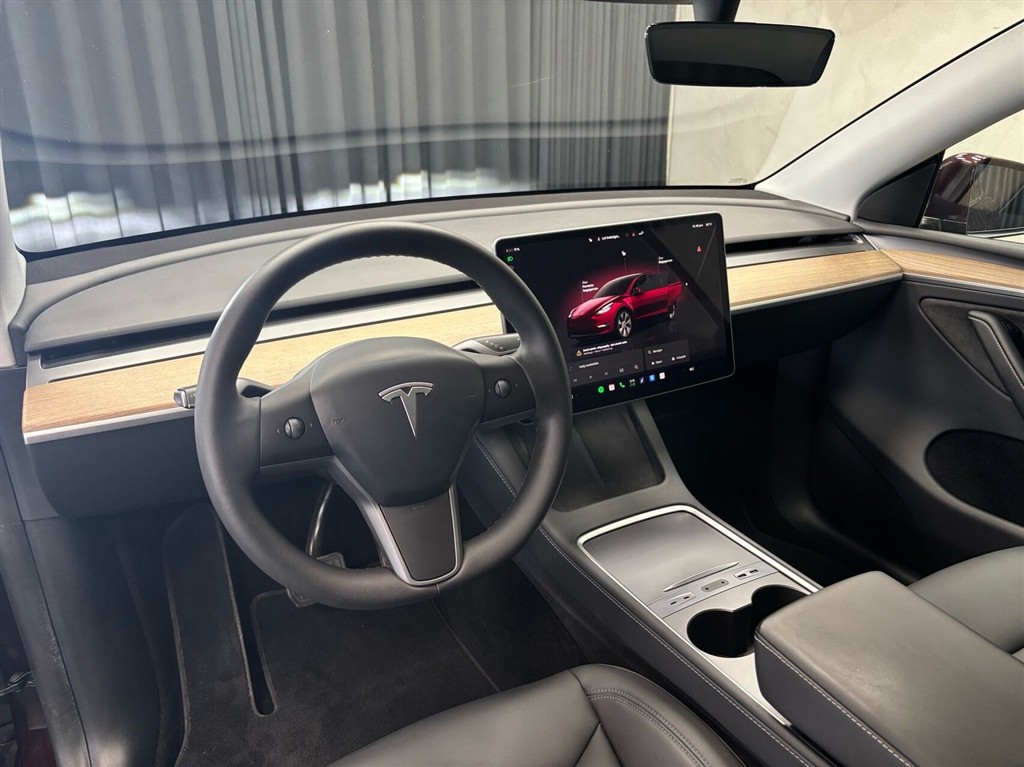 Tesla Model Y EL Long Range AWD 514HK 5d Aut. - Image 11