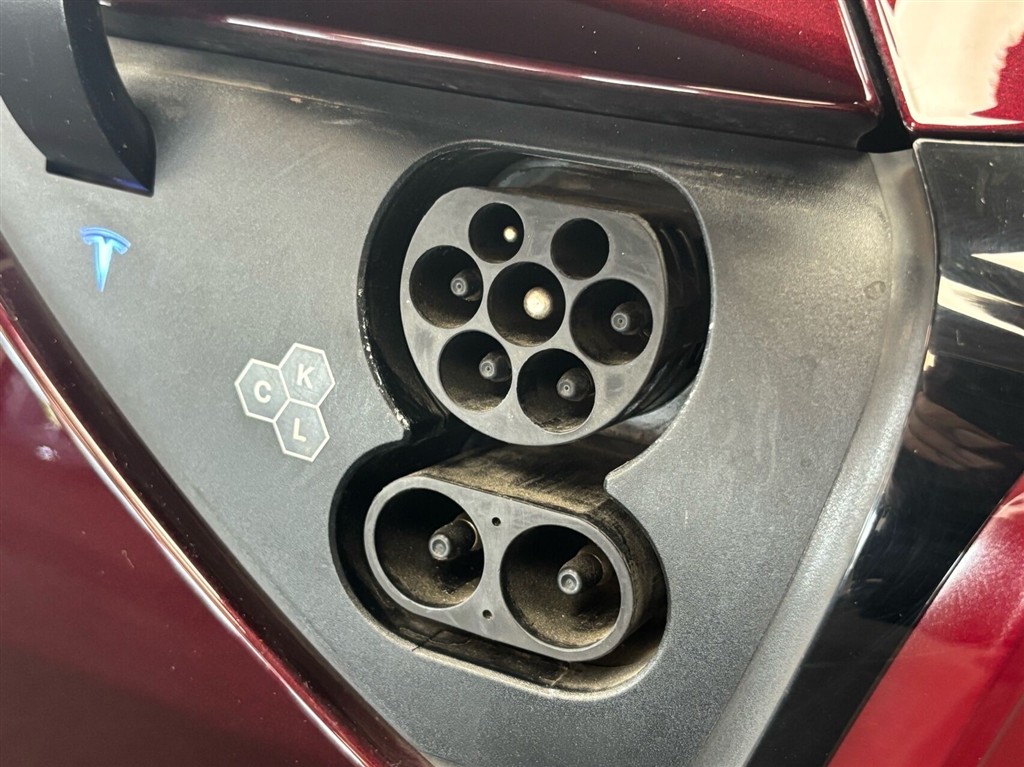 Tesla Model Y EL Long Range AWD 514HK 5d Aut. - Image 30