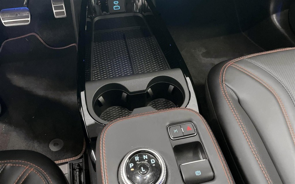 Ford Mustang Mach-E EL UR Premium AWD 351HK 5d Aut. - Image 14