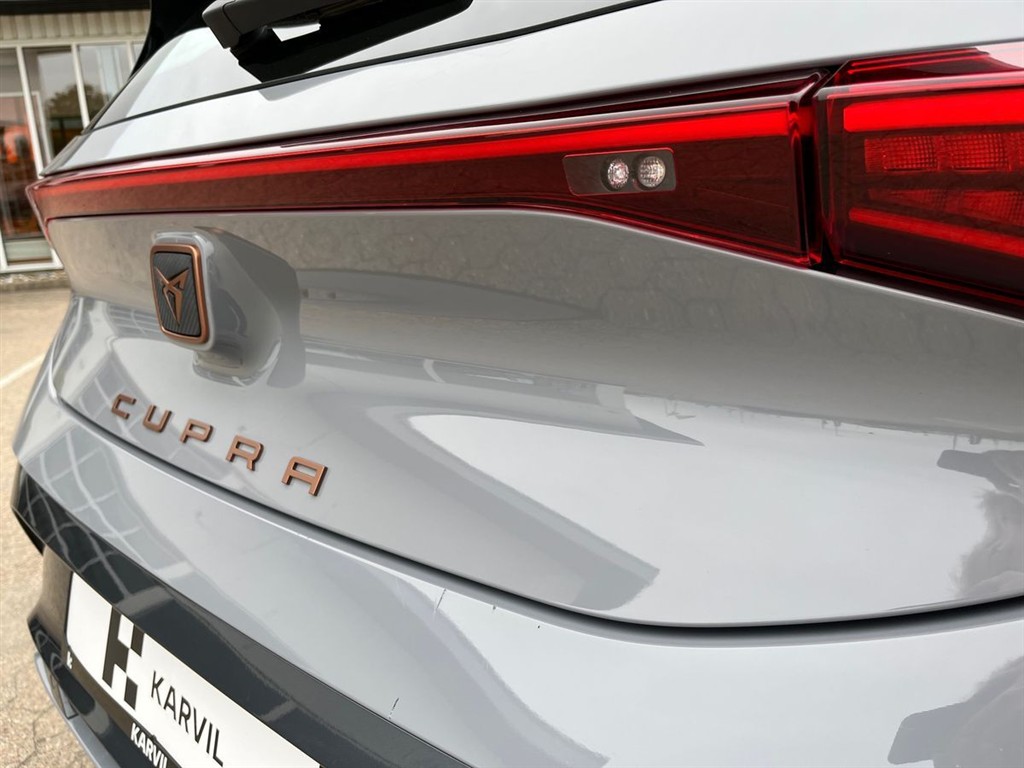 Cupra Born EL High 204HK 5d Aut. - Image 17