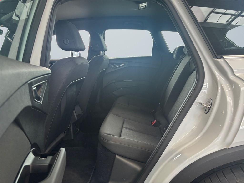 Audi Q4 35 E-tron 170HK 5d Aut. - Image 14