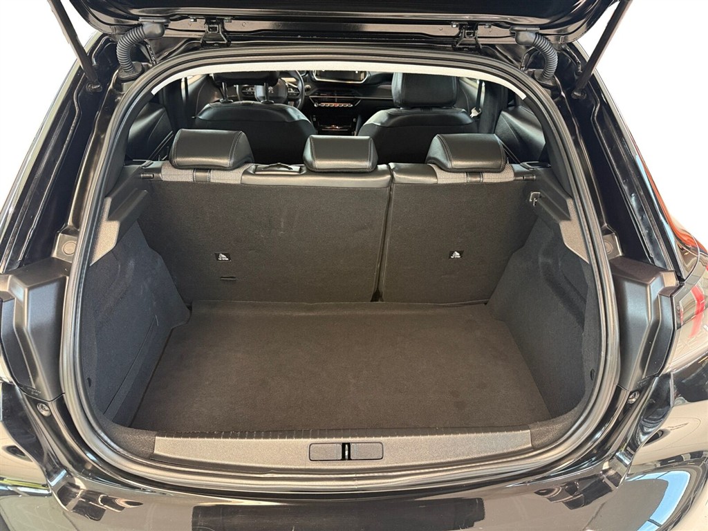 Peugeot e-208 EL Allure 136HK 5d Aut. - Image 16