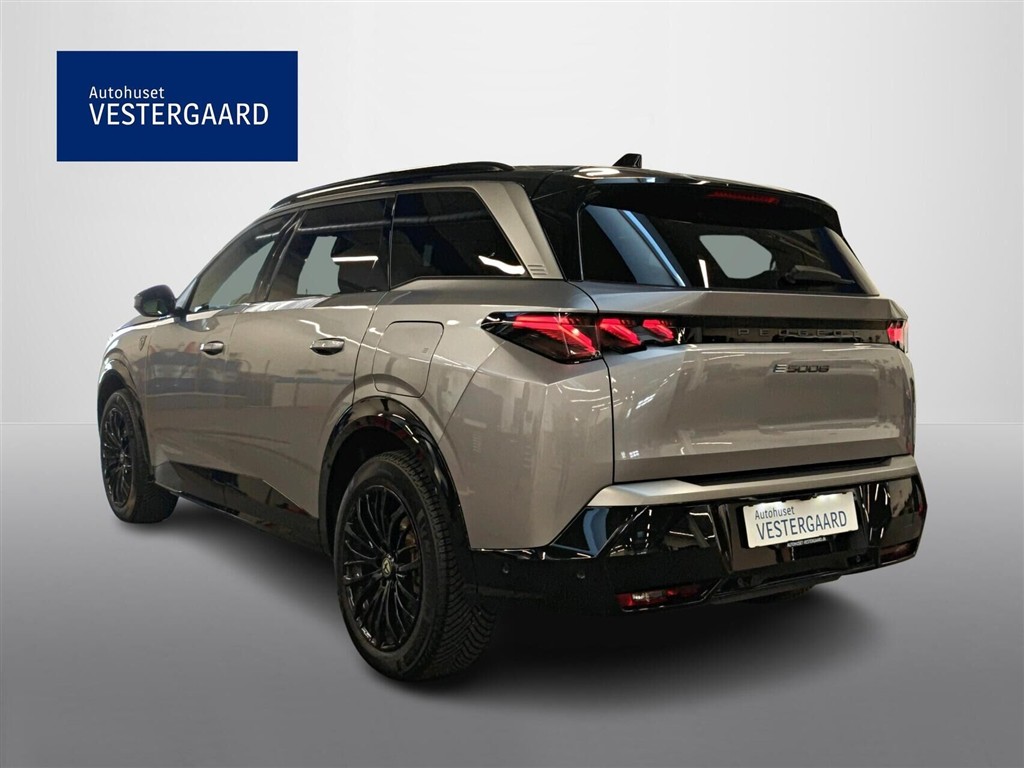 Peugeot e-5008 EL GT Pack 210HK 5d Aut. - Image 3