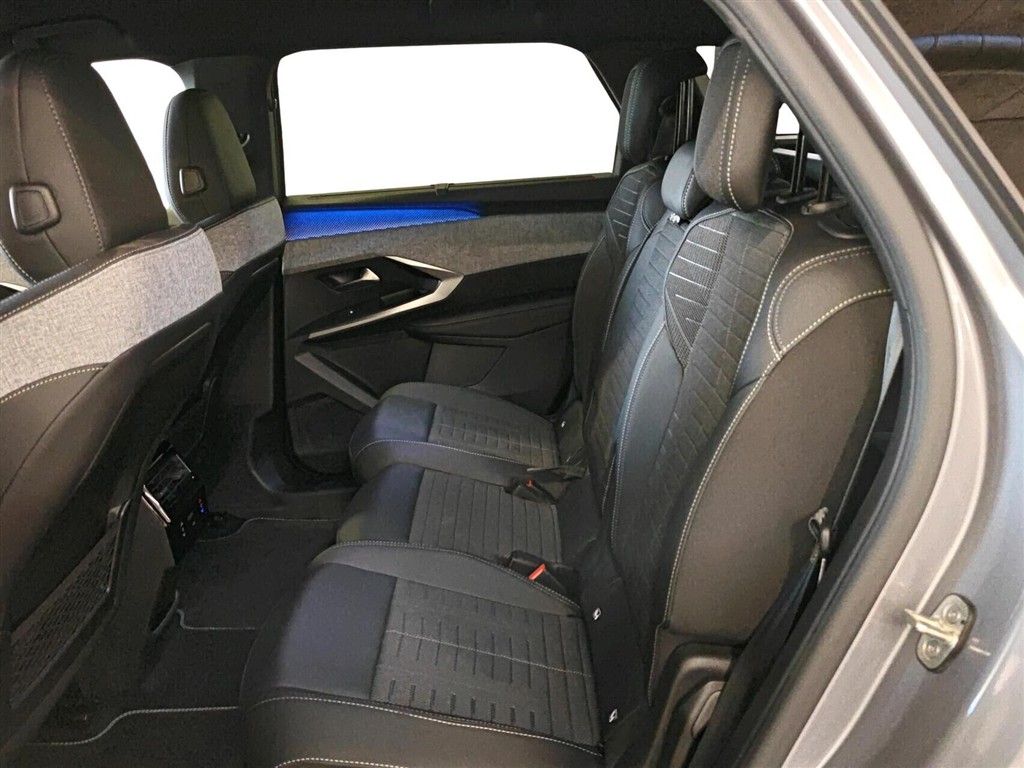 Peugeot e-5008 EL GT Pack 210HK 5d Aut. - Image 5