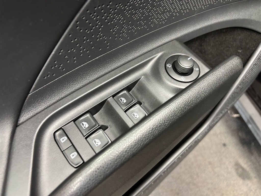Skoda Enyaq 80 iV Selection Suite 204HK 5d Aut. - Image 13