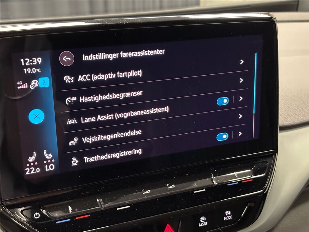 VW ID.4 EL Pro Performance 204HK 5d Aut. - Image 16