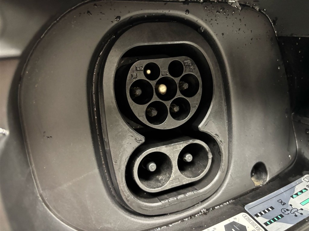 VW ID.4 EL Pro Performance 204HK 5d Aut. - Image 26
