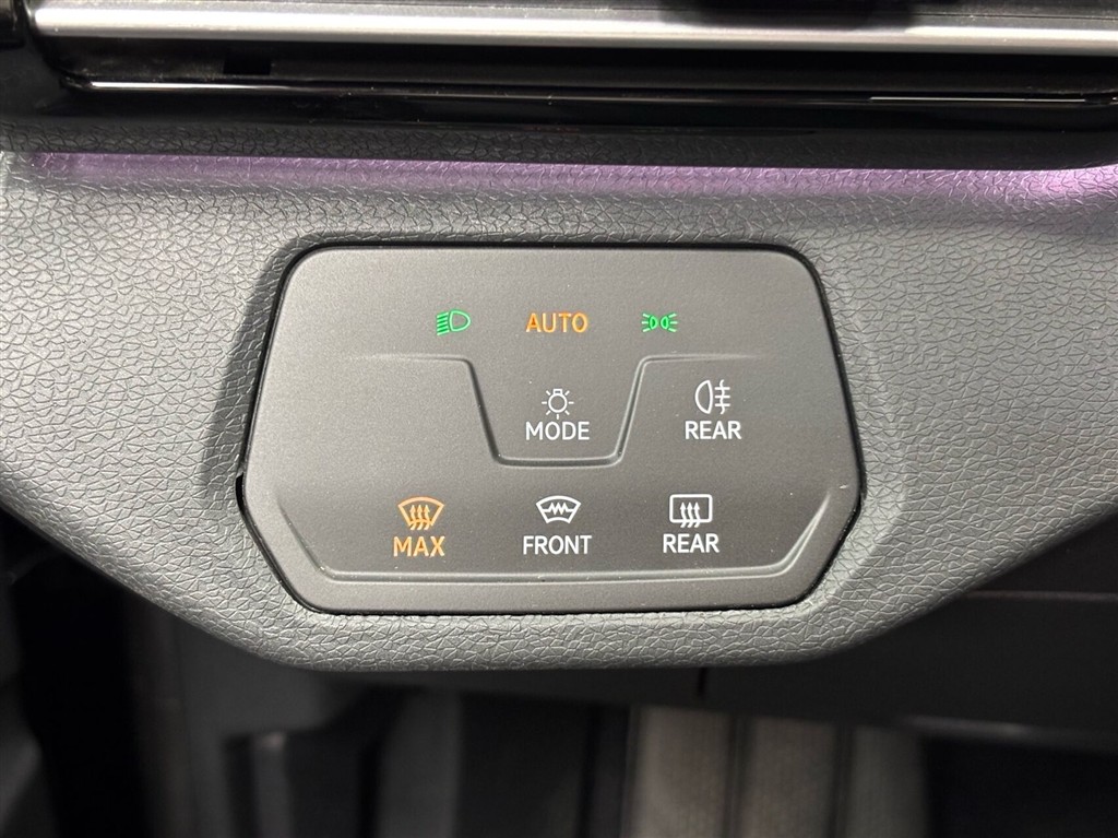 VW ID.4 EL Pro Performance 204HK 5d Aut. - Image 28