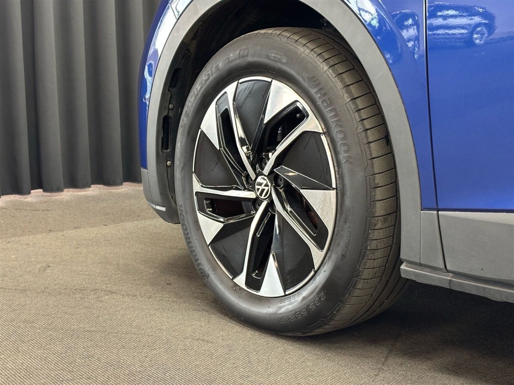VW ID.4 EL Pro Performance 204HK 5d Aut. - Image 5