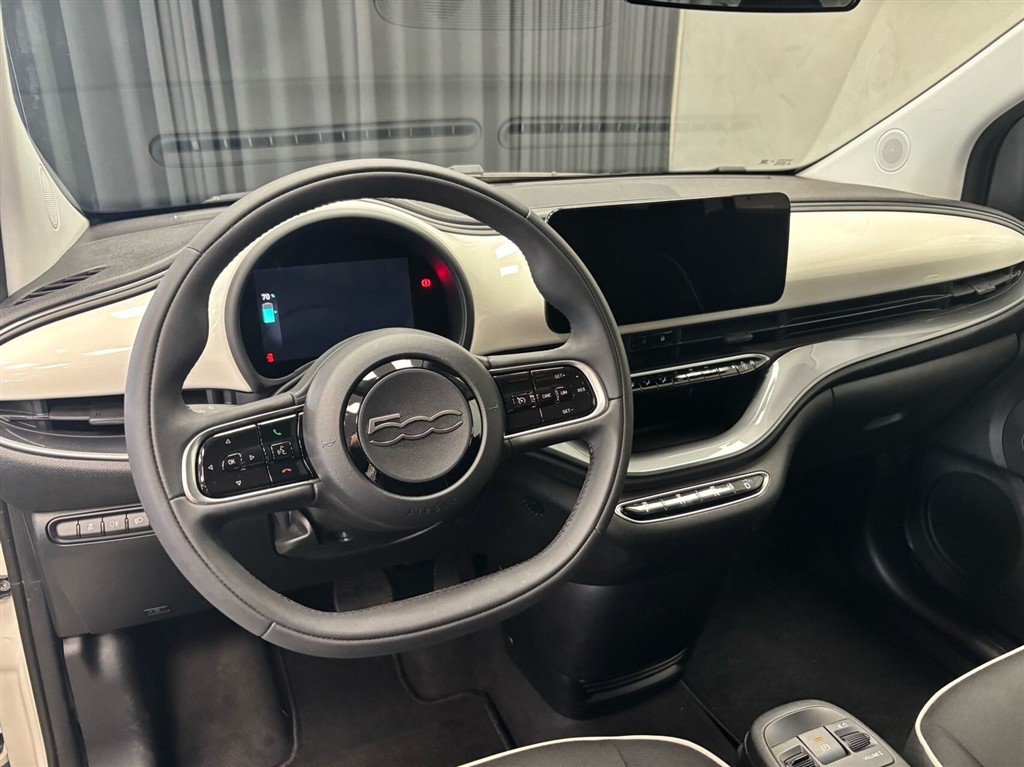 Fiat 500e EL 95HK 3d Aut. - Image 9