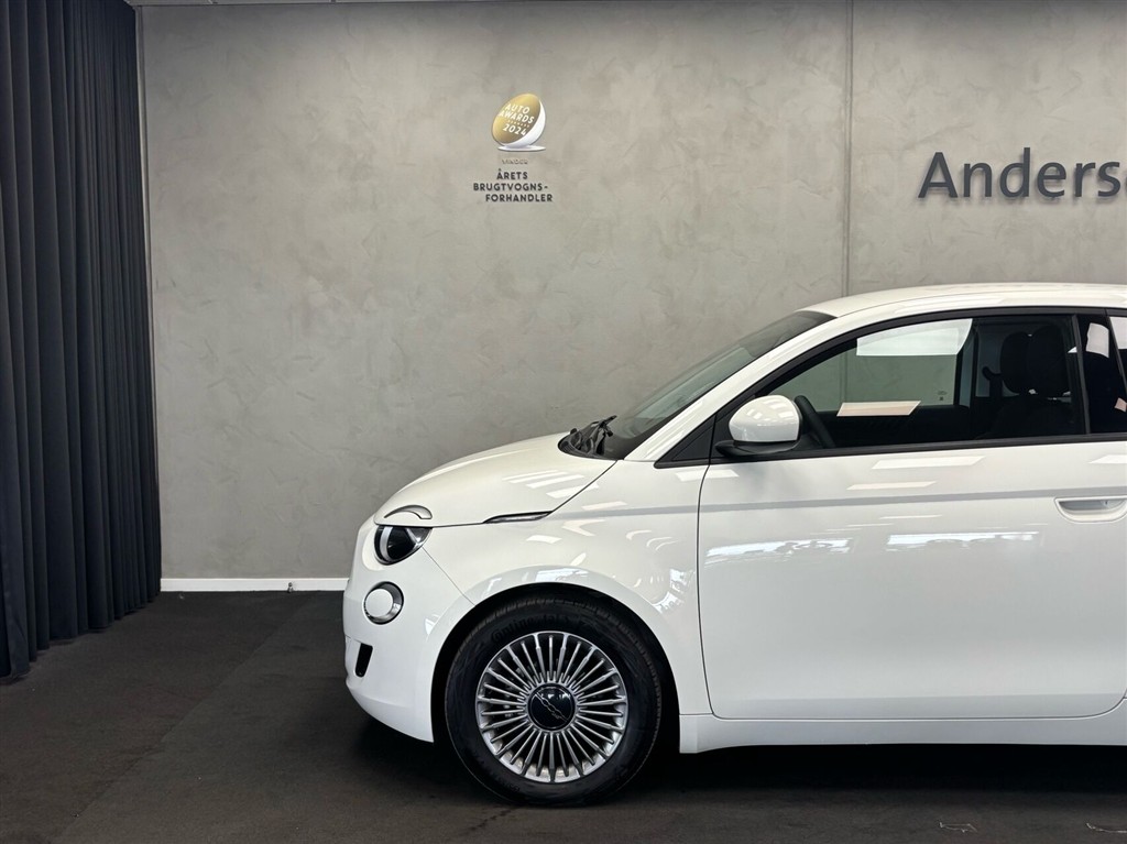 Fiat 500e EL 95HK 3d Aut. - Image 4