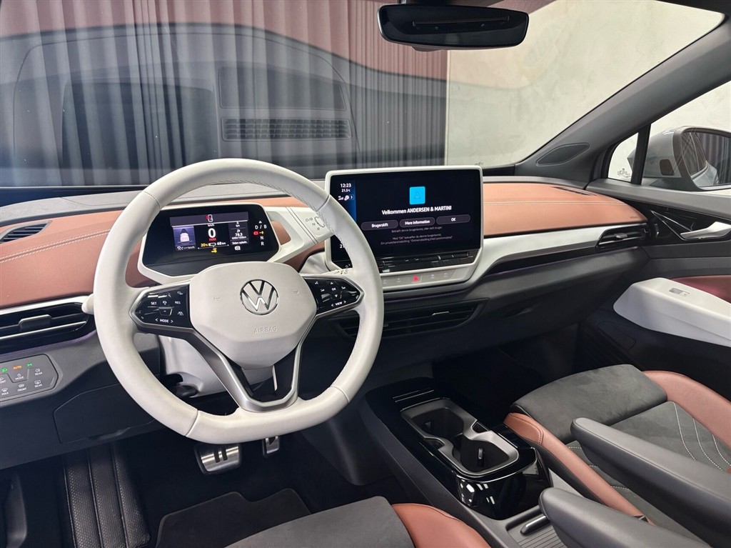 VW ID.4 EL Tech Performance 204HK 5d Aut. - Image 12