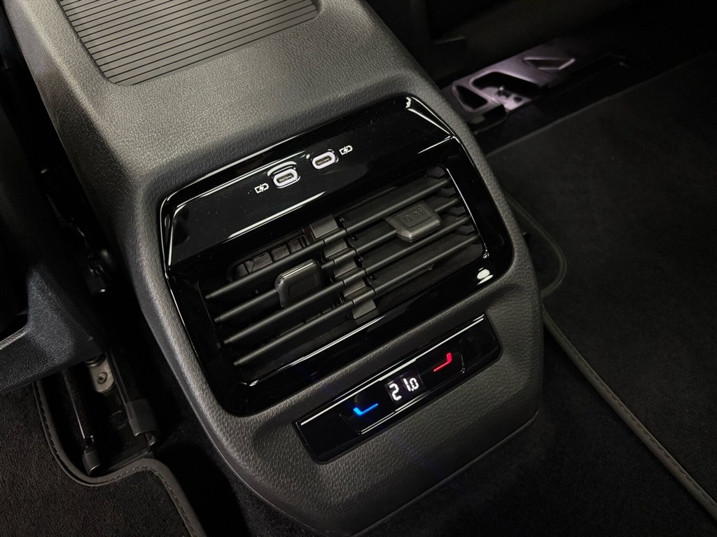 VW ID.4 EL Tech Performance 204HK 5d Aut. - Image 19