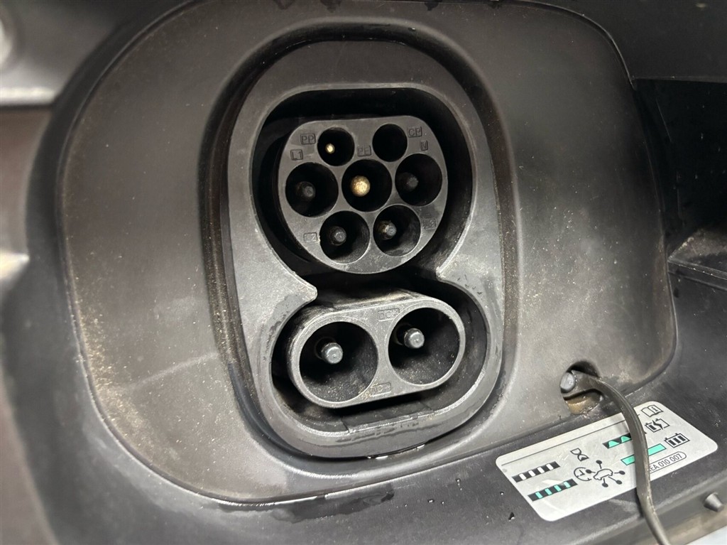 VW ID.4 EL Tech Performance 204HK 5d Aut. - Image 35