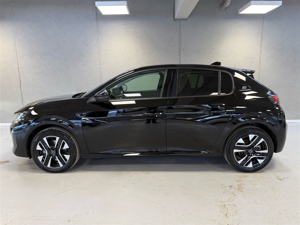 Peugeot e-208 EL Prestige Tech Pack 156HK 5d Aut. - Image 3
