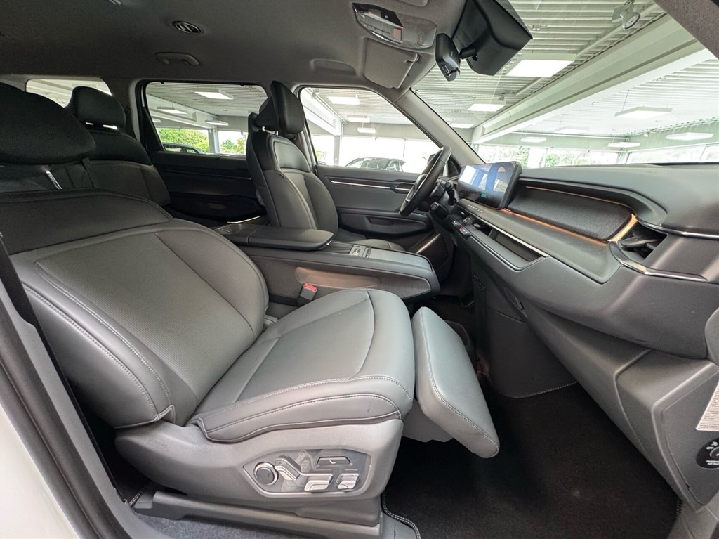 Kia EV9 EL Long Range Performance Premium AWD 384HK 5d Aut. - Image 10
