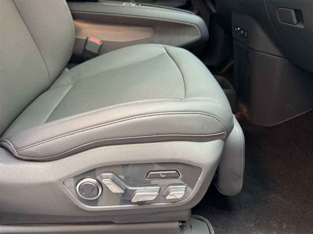Kia EV9 EL Long Range Performance Premium AWD 384HK 5d Aut. - Image 11