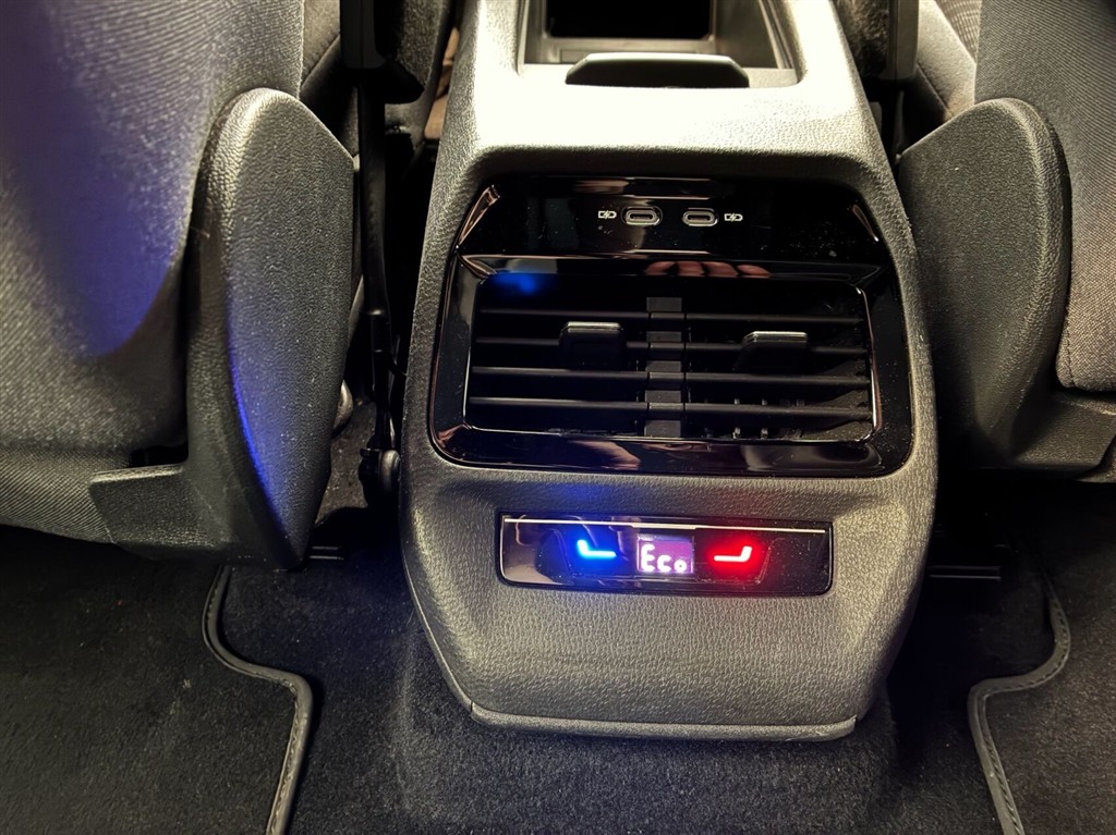 VW ID.4 EL Pro Performance 204HK 5d Aut. - Image 22