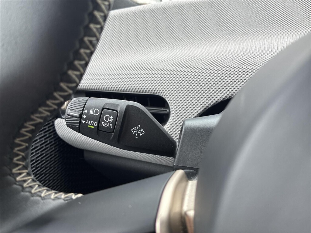 Mini Cooper SE EL Favoured Trim Option Level XL 218HK 3d Aut. - Image 12