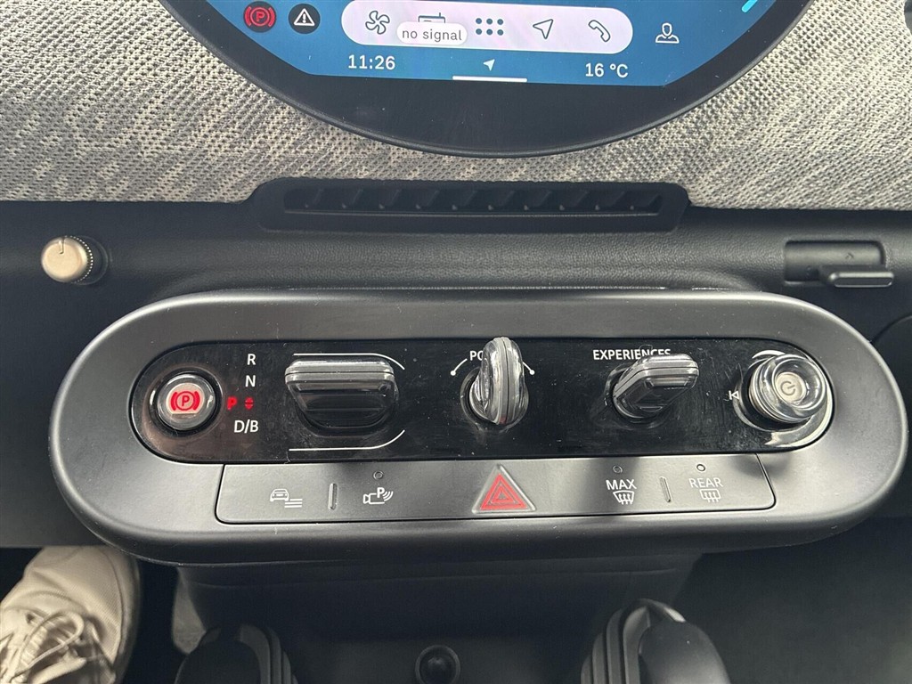 Mini Cooper SE EL Favoured Trim Option Level XL 218HK 3d Aut. - Image 14
