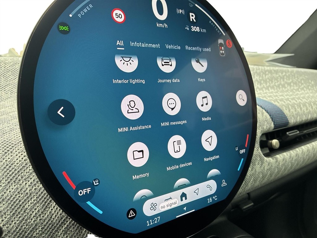 Mini Cooper SE EL Favoured Trim Option Level XL 218HK 3d Aut. - Image 19