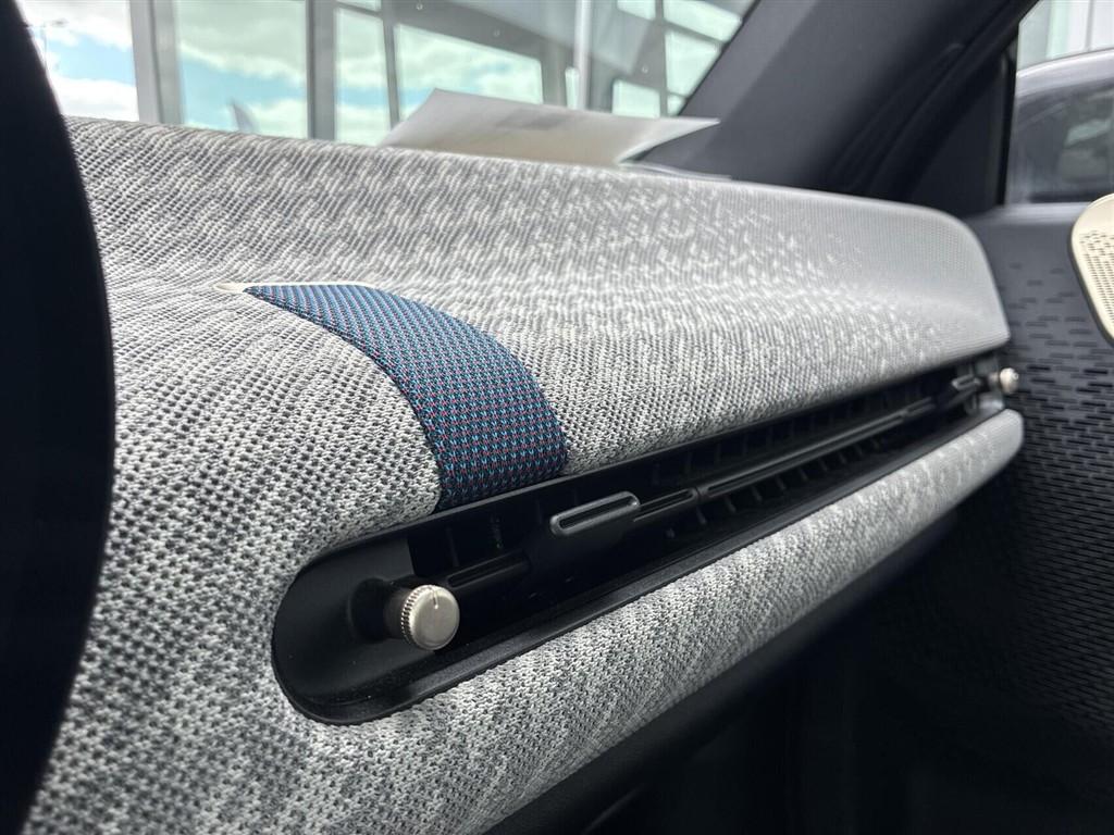 Mini Cooper SE EL Favoured Trim Option Level XL 218HK 3d Aut. - Image 22