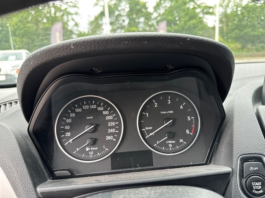 BMW 220d 2,0 D 190HK 2d 6g - Image 12