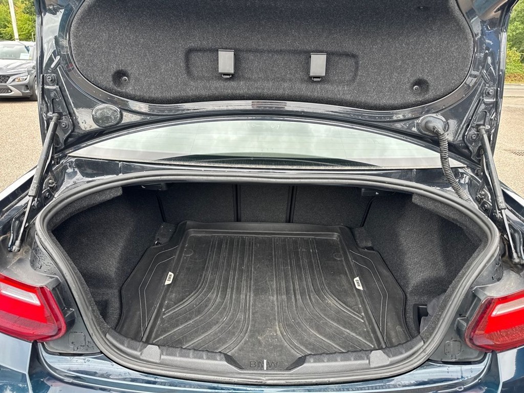 BMW 220d 2,0 D 190HK 2d 6g - Image 16