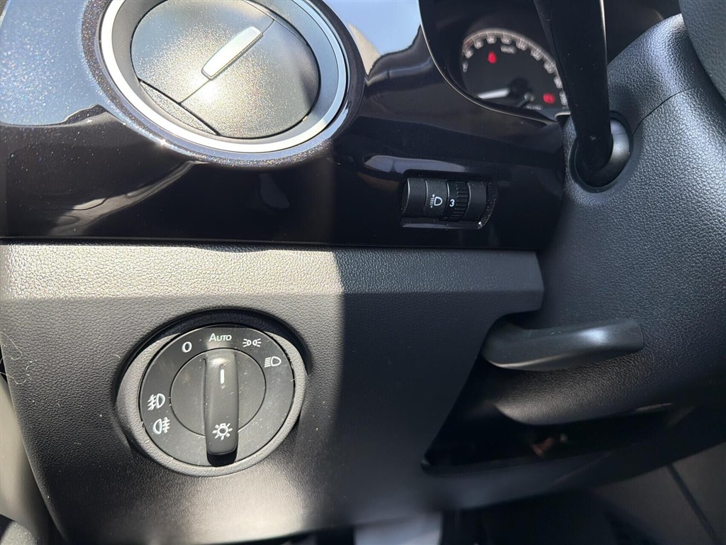 Skoda Citigo 1,0 MPI Family 60HK 5d - Image 10