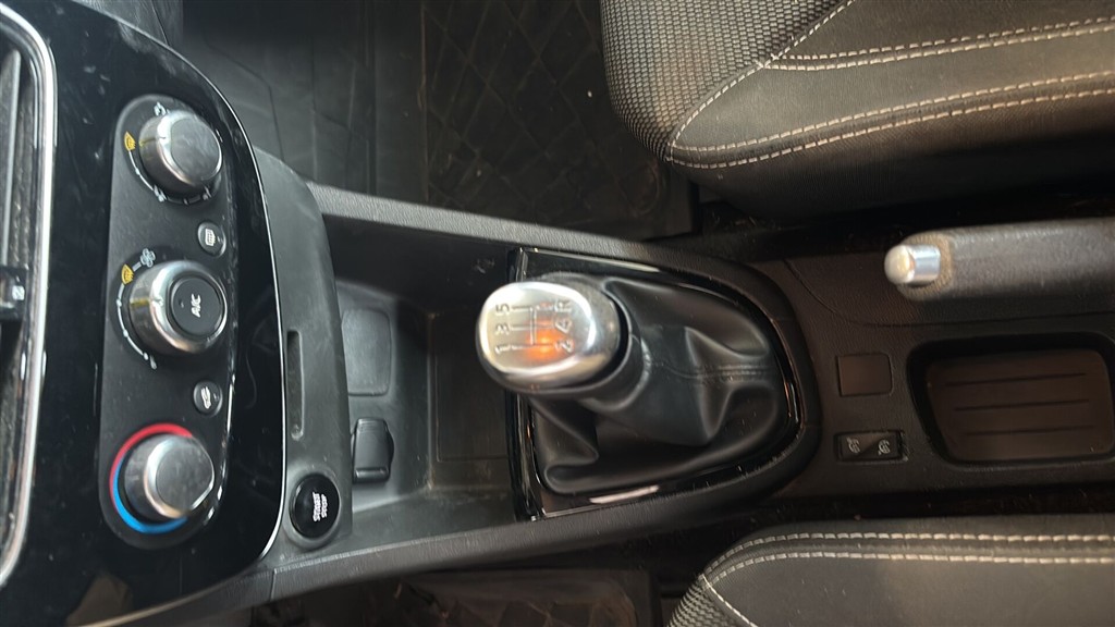 Renault Clio 0,9 Energy TCe Zen 90HK 5d - Image 10