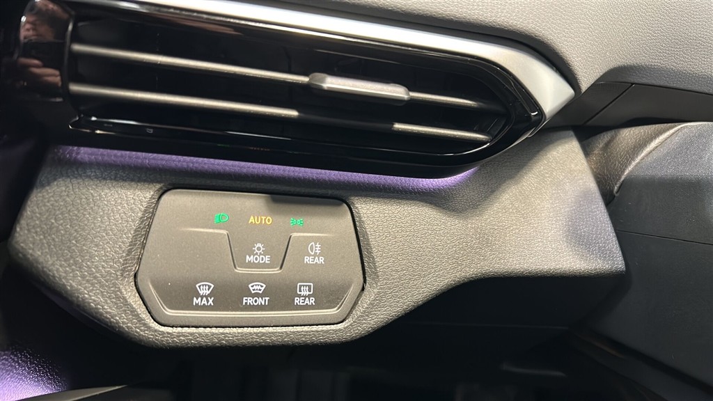 VW ID.4 EL Pro Performance 204HK 5d Aut. - Image 16