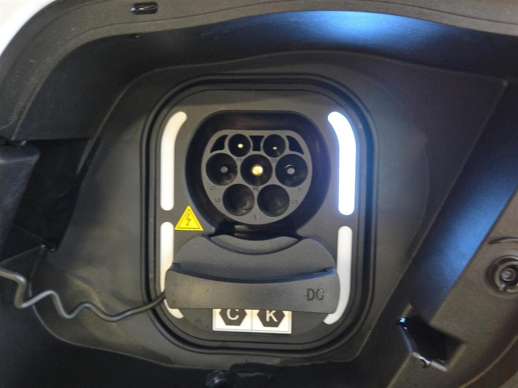 MG MG4 Electric EL Standard Range 170HK 5d Aut. - Image 18