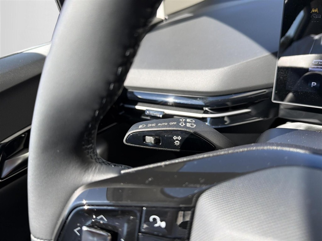 MG MG4 Electric EL Standard Range 170HK 5d Aut. - Image 16