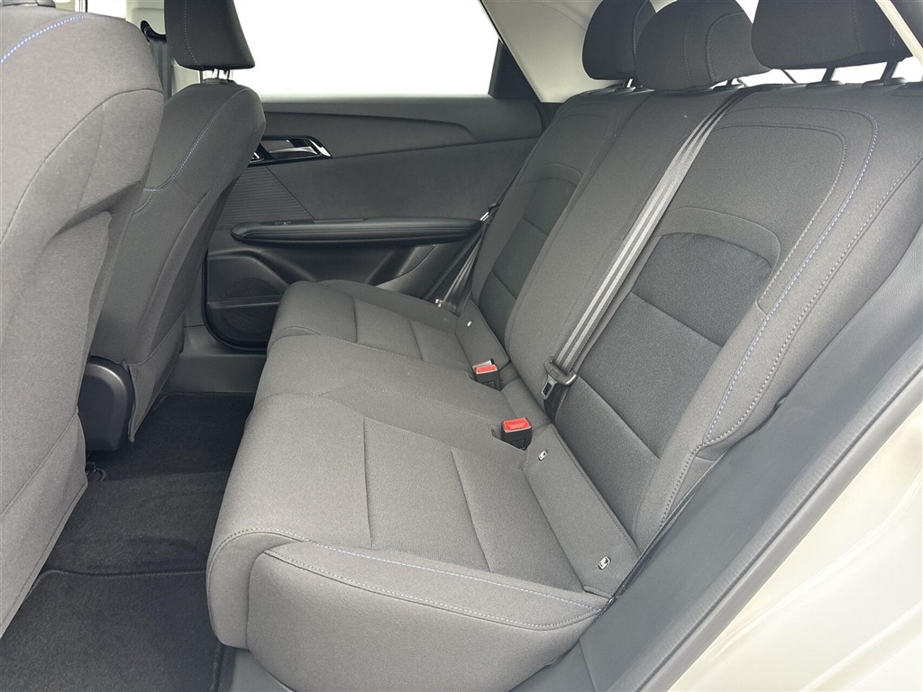MG MG4 Electric EL Standard Range 170HK 5d Aut. - Image 5